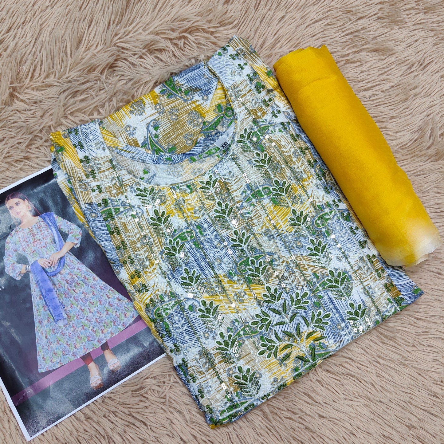 Dual Tone Kurti with Shawl | KS389