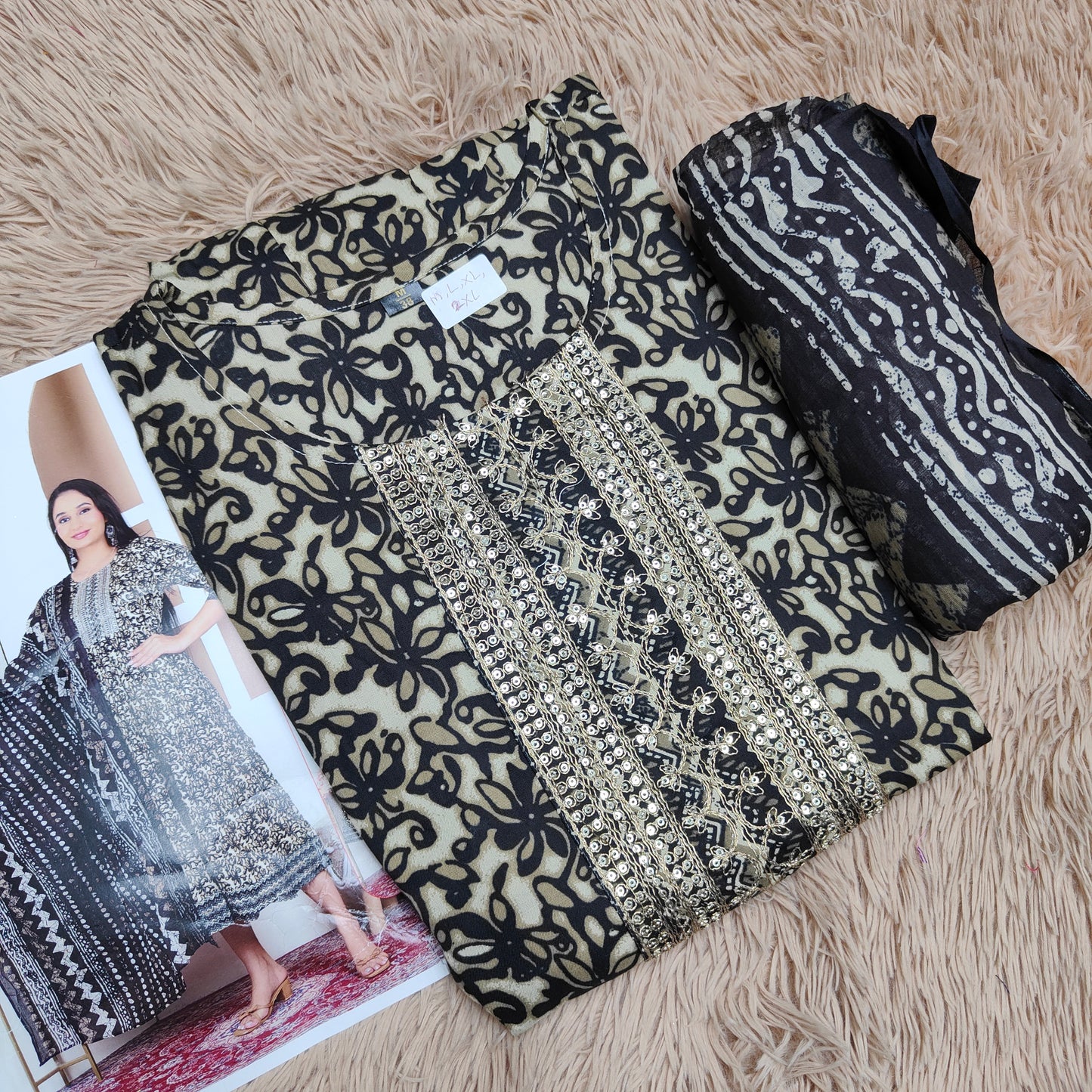 Kurti with Shawl | KS530