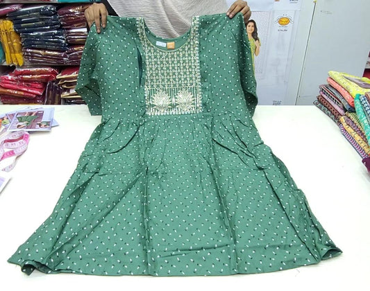 Feeding Umbrella Kurti | Rayyon | FK04